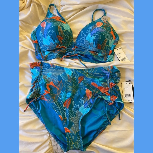 Kenneth Cole Other - high waisted bikini two piece 36/B /C top Large